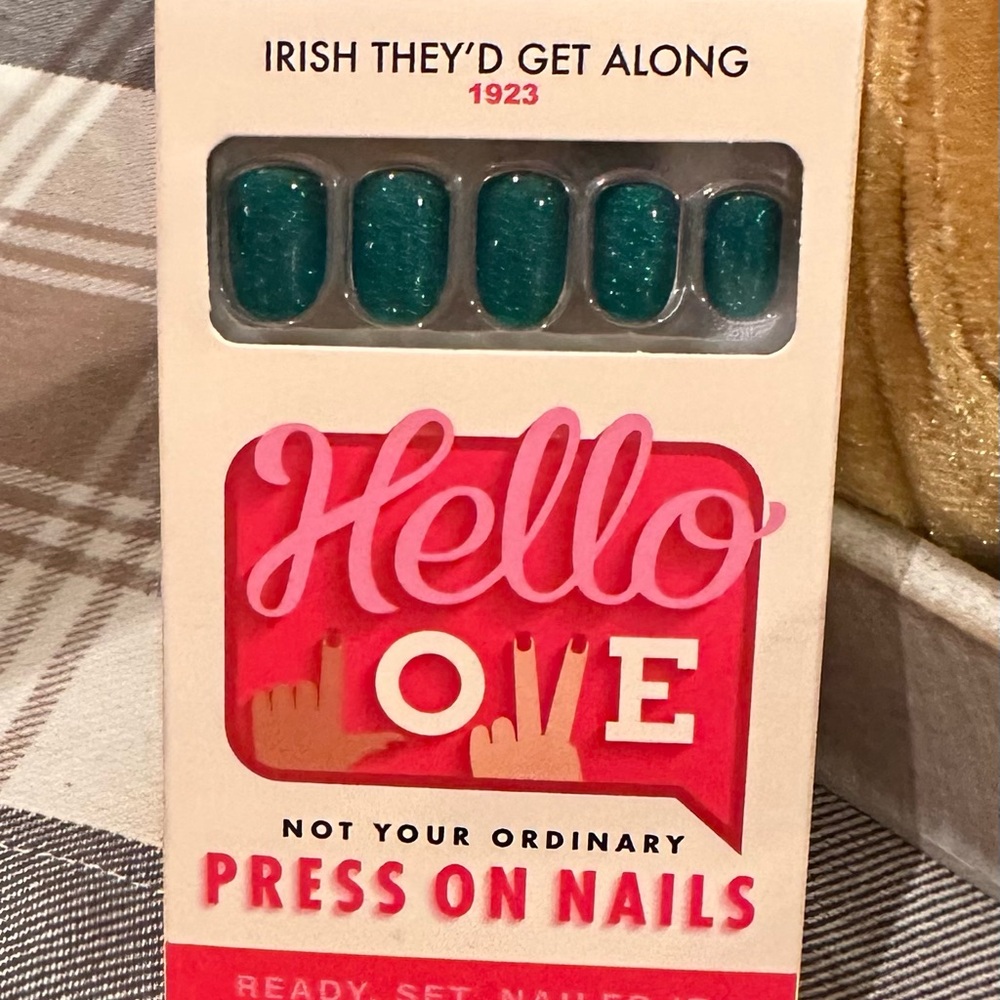 Hello Love Teal Press On Nails